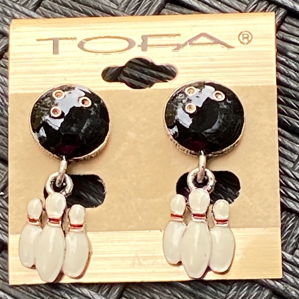 Tofa Earrings (Bowling)
